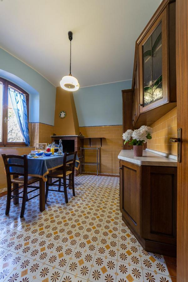 Casa Clara Villa Montecchio  Екстериор снимка